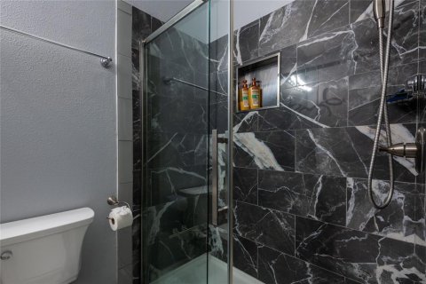 Купить кондоминиум в Ленд-о-Лейкс, Флорида 3 комнаты, 69.68м2, № 2217213 - фото 13