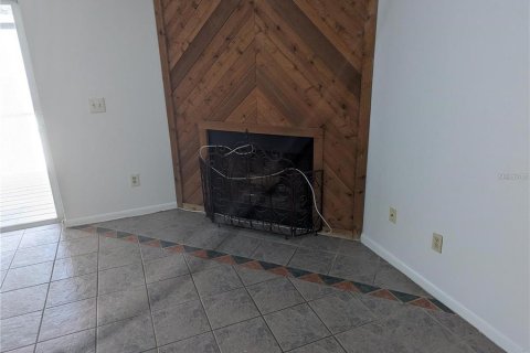 Touwnhouse à louer à Tampa, Floride: 3 chambres, 140.47 m2 № 2119171 - photo 7