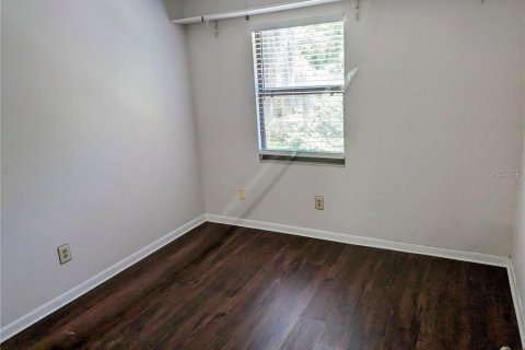 Touwnhouse à louer à Tampa, Floride: 3 chambres, 140.47 m2 № 2119171 - photo 16