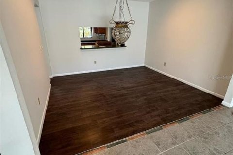 Touwnhouse à louer à Tampa, Floride: 3 chambres, 140.47 m2 № 2119171 - photo 5