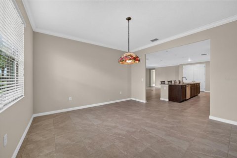 House in Ocala, Florida 3 bedrooms, 251.86 sq.m. № 2211343 - photo 11