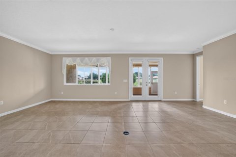 House in Ocala, Florida 3 bedrooms, 251.86 sq.m. № 2211343 - photo 12