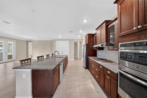 House in Ocala, Florida 3 bedrooms, 251.86 sq.m. № 2211343 - photo 10