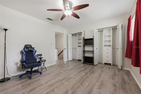 Condo in Gainesville, Florida, 2 bedrooms  № 2106894 - photo 15