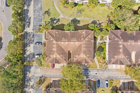 Copropriété à vendre à Kissimmee, Floride: 3 chambres, 116.59 m2 № 2116738 - photo 3