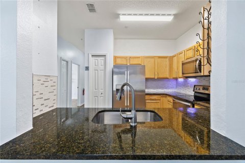 Copropriété à vendre à Kissimmee, Floride: 3 chambres, 116.59 m2 № 2116738 - photo 28