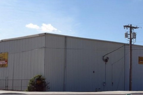 Propiedad comercial en venta en Ocala, Florida, 989.41 m2 № 1804123 - foto 1