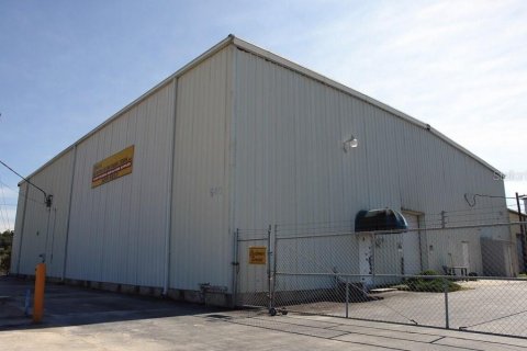 Propiedad comercial en venta en Ocala, Florida, 989.41 m2 № 1804123 - foto 2