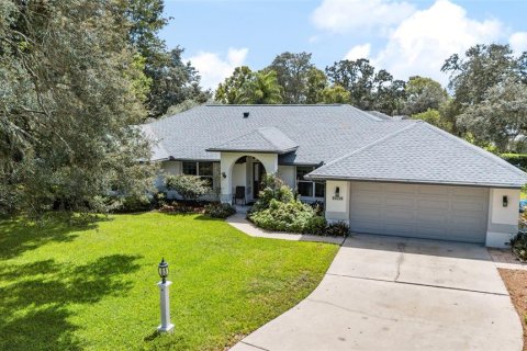 House in Ocala, Florida 3 bedrooms, 210.8 sq.m. № 1914606 - photo 3