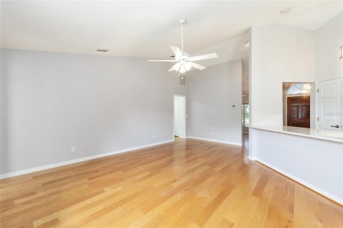 House in Ocala, Florida 3 bedrooms, 210.8 sq.m. № 1914606 - photo 16