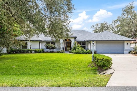 House in Ocala, Florida 3 bedrooms, 210.8 sq.m. № 1914606 - photo 1