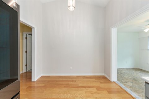 House in Ocala, Florida 3 bedrooms, 210.8 sq.m. № 1914606 - photo 24