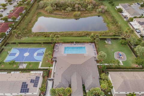 Adosado en venta en Florida City, Florida, 2 dormitorios, 112.23 m2 № 1996213 - foto 22