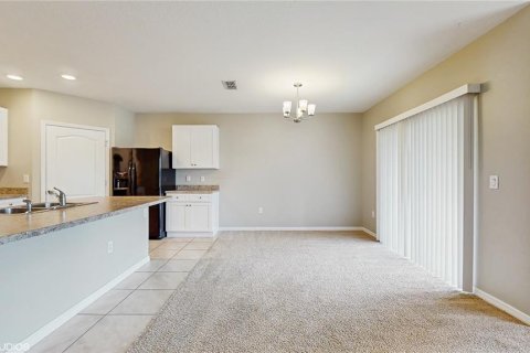 Casa en alquiler en New Smyrna Beach, Florida, 4 dormitorios, 167.78 m2 № 1819222 - foto 8
