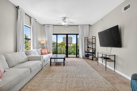 Copropriété à vendre à West Palm Beach, Floride: 2 chambres, 124.86 m2 № 2169177 - photo 3