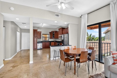 Copropriété à vendre à West Palm Beach, Floride: 2 chambres, 124.86 m2 № 2169177 - photo 2