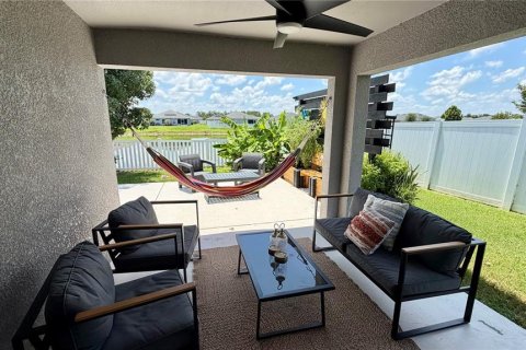 Villa ou maison à louer à Zephyrhills, Floride: 4 chambres, 158.96 m2 № 2419947 - photo 16