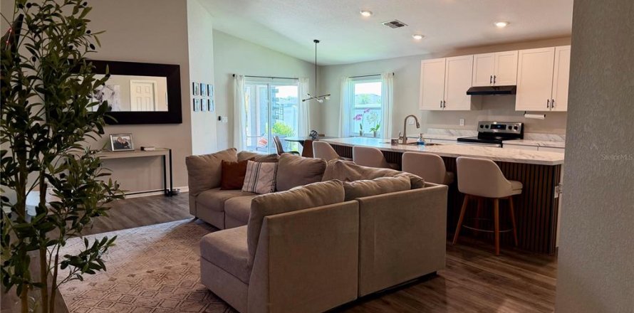 Villa ou maison à Zephyrhills, Floride 4 chambres, 158.96 m2 № 2419947
