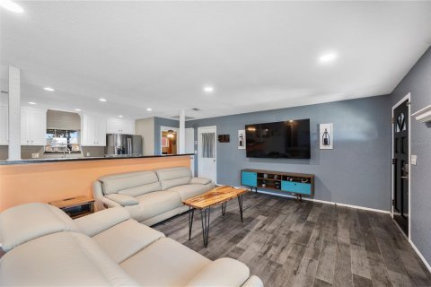 Casa en venta en Lake Alfred, Florida, 3 dormitorios, 157.38 m2 № 2151181 - foto 8