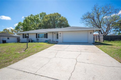 Casa en venta en Lake Alfred, Florida, 3 dormitorios, 157.38 m2 № 2151181 - foto 4