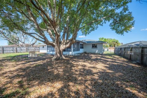 Casa en venta en Lake Alfred, Florida, 3 dormitorios, 157.38 m2 № 2151181 - foto 28