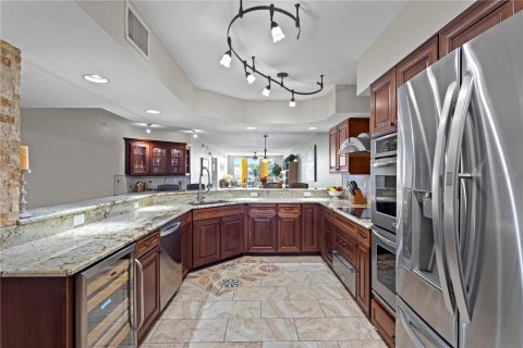 Condo in Saint Pete Beach, Florida, 3 bedrooms  № 1644726 - photo 6