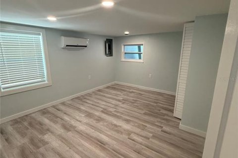 Appartement à louer à Treasure Island, Floride: 1 chambre, 54.72 m2 № 1780626 - photo 5