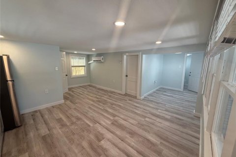 Appartement à louer à Treasure Island, Floride: 1 chambre, 54.72 m2 № 1780626 - photo 3