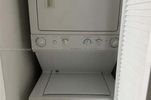 Apartamento en alquiler en Miami, Florida, 41.9 m2 № 2021900 - foto 6