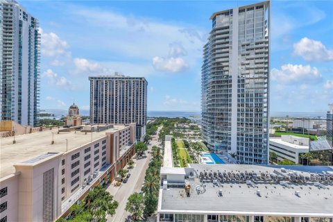 Copropriété à vendre à Saint Petersburg, Floride: 1 chambre, 87.98 m2 № 1808897 - photo 16