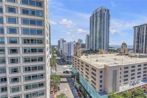 Copropriété à vendre à Saint Petersburg, Floride: 1 chambre, 87.98 m2 № 1808897 - photo 17