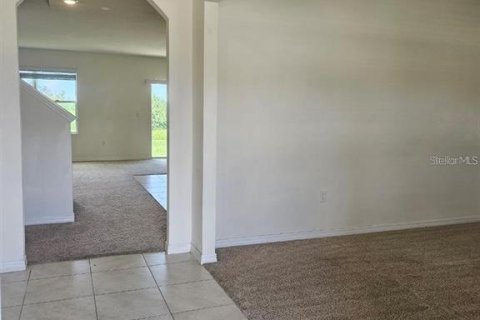 Casa en venta en Lake Alfred, Florida, 5 dormitorios, 246.38 m2 № 1733053 - foto 2