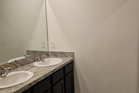Casa en venta en Lake Alfred, Florida, 5 dormitorios, 246.38 m2 № 1733053 - foto 17