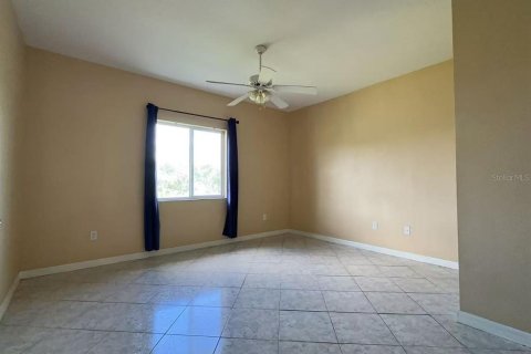 Condo in Orlando, Florida, 3 bedrooms  № 1913940 - photo 5