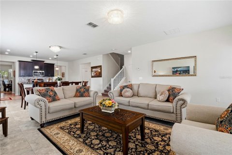 Villa ou maison à vendre à Winter Garden, Floride: 5 chambres, 359.9 m2 № 2390819 - photo 5