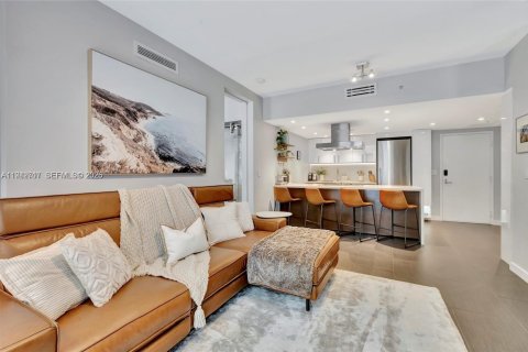 Copropriété à vendre à Miami, Floride: 2 chambres, 90.39 m2 № 2000120 - photo 6