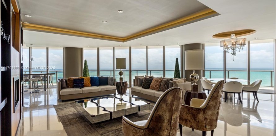 Condo in Bal Harbour, Florida, 3 bedrooms  № 1712083