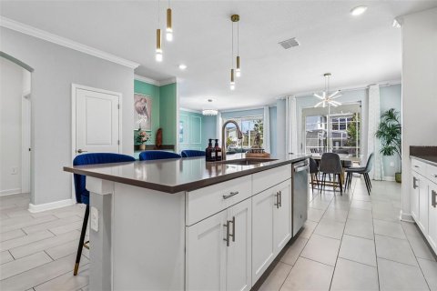 Villa ou maison à vendre à Davenport, Floride: 6 chambres, 305.74 m2 № 2356683 - photo 10
