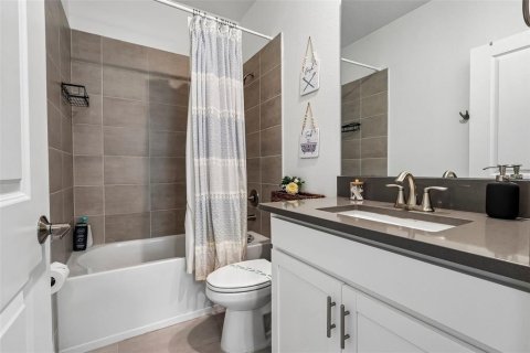 Villa ou maison à vendre à Davenport, Floride: 6 chambres, 305.74 m2 № 2356683 - photo 28