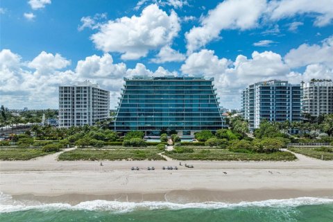 Condo in Surfside, Florida, 3 bedrooms  № 1954324 - photo 30