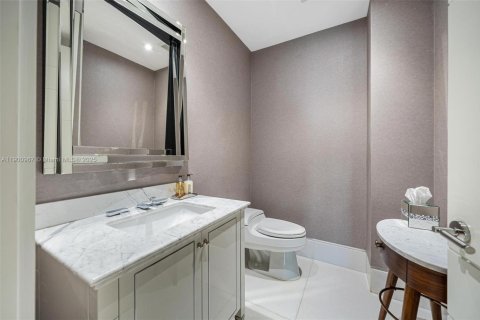 Condo in Surfside, Florida, 3 bedrooms  № 1954324 - photo 7