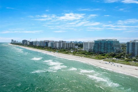 Condo in Surfside, Florida, 3 bedrooms  № 1954324 - photo 28