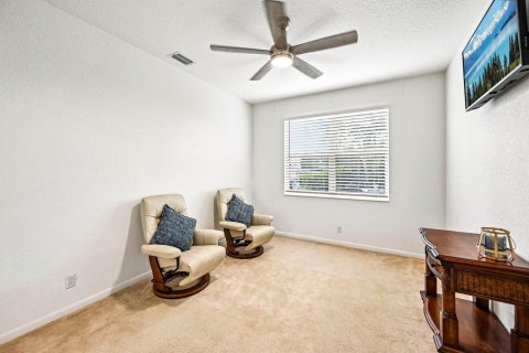 House in Wellington, Florida 4 bedrooms, 244.05 sq.m. № 2417222 - photo 19