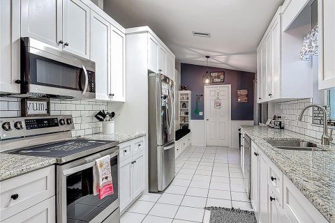 Casa en venta en Edgewater, Florida, 3 dormitorios, 119.66 m2 № 1742958 - foto 4
