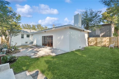 House in Orlando, Florida 1 bedroom, 196.21 sq.m. № 1517159 - photo 20