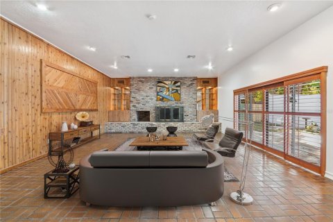House in Orlando, Florida 1 bedroom, 196.21 sq.m. № 1517159 - photo 2