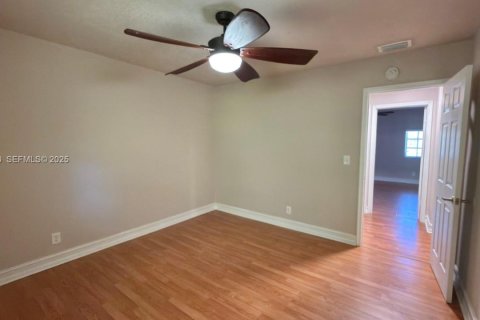 Townhouse in Coral Springs, Florida 3 bedrooms, 139.35 sq.m. № 1989944 - photo 16