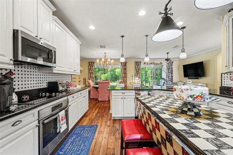 Casa en venta en San Antonio, Florida, 3 dormitorios, 192.68 m2 № 2226113 - foto 10