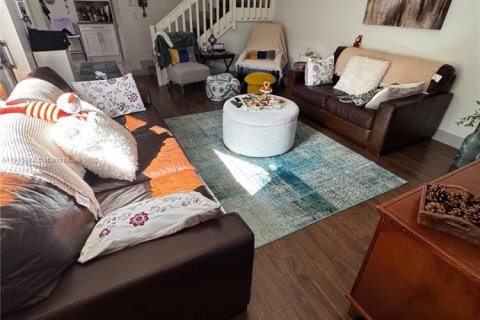 Touwnhouse à vendre à Boca Raton, Floride: 3 chambres, 148.46 m2 № 1970765 - photo 5