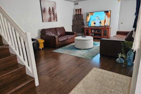 Adosado en venta en Boca Raton, Florida, 3 dormitorios, 148.46 m2 № 1970765 - foto 27